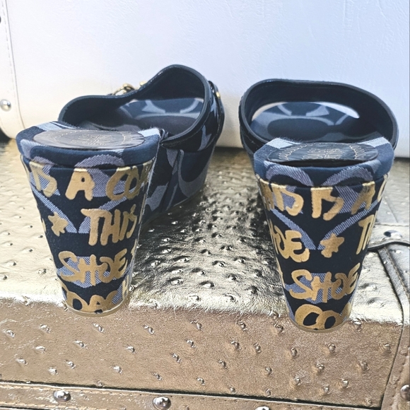 COACH CARISSA HEELS💙💛 - Picture 10 of 14